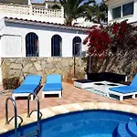 Azul Mit Privat Pool *