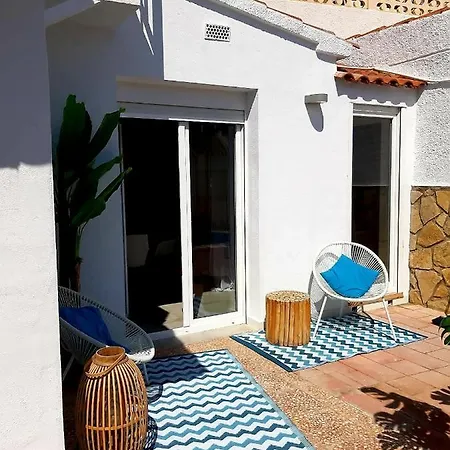Azul Mit Privat Pool Дом отдыха *